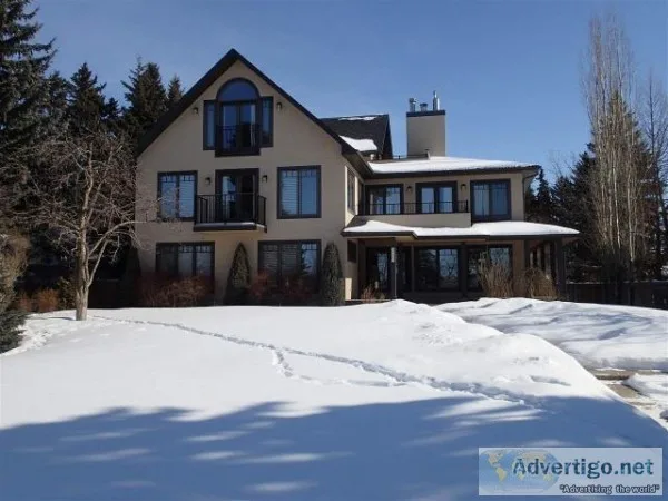 Beautiful home for sale in Saskatchewan drive Edmonton