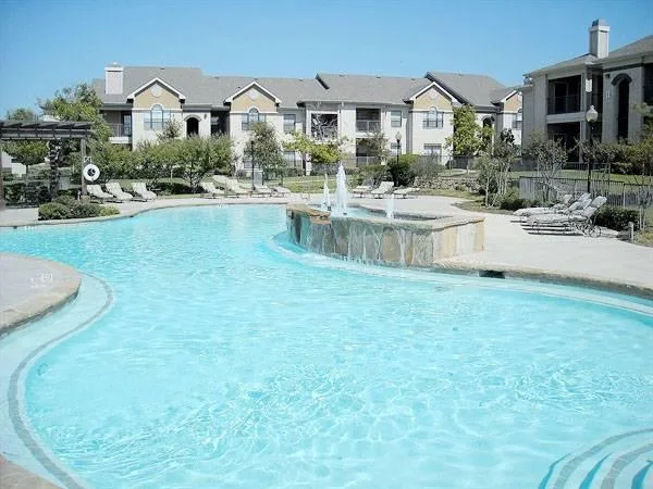 Mansfield 11 1097 Fitness center Pool Matlock Rd