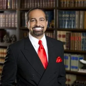Criminal Lawyers Near You  King Aminpour