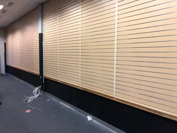 Slatwall Resurfacing and Merchandising