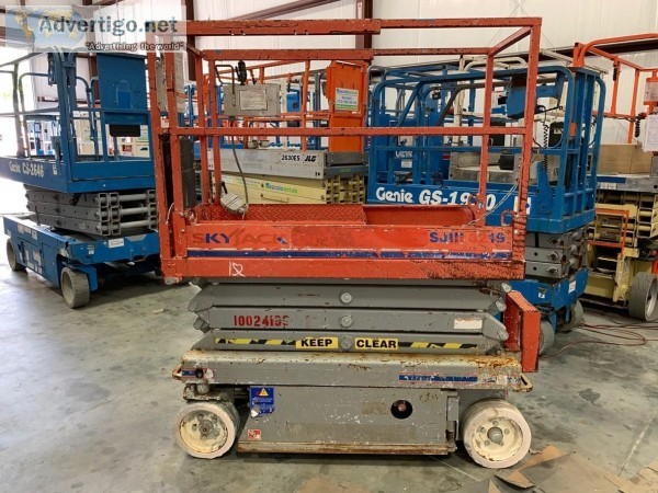 Skyjack 19 FT Scissor Lift