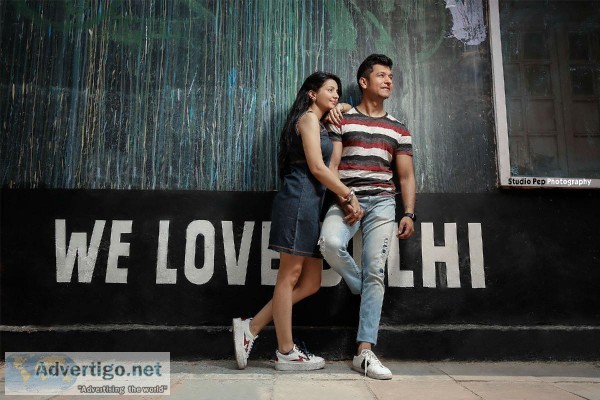 Hire the Top Pre Wedding Photographer at Budgeted Price