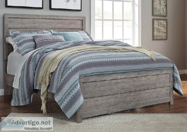 Culverbach Gray QueenFull Panel Bed
