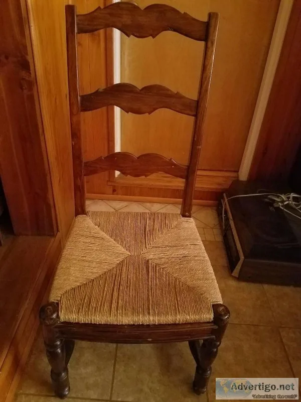 6 DINING CHAIRS