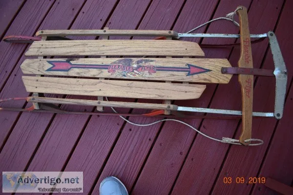 Vintage Flexible Flier Sled