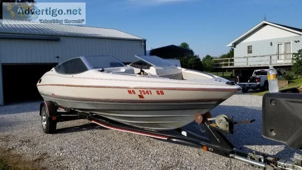 1990 Bayliner Capri 2250