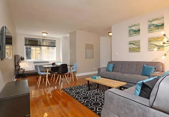 Fully furnished Studio In Midtown West