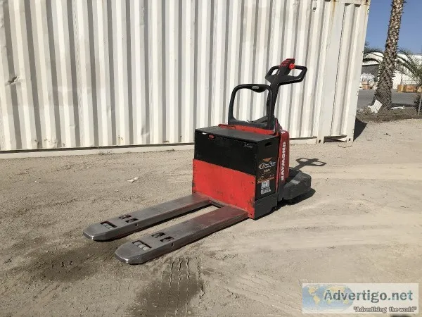 2000 RAYMOND 112TM-FRE60L RIDE ON PALLET JACK