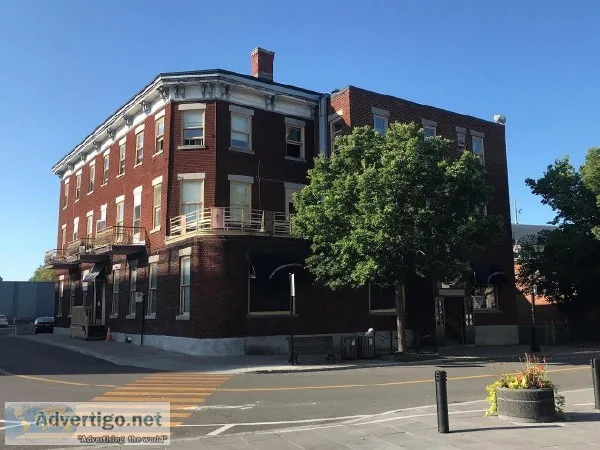 Commercial spaces in the heart of Downtown St-Jerome