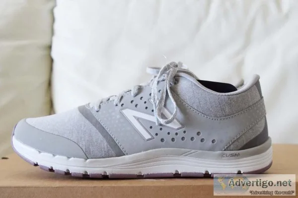 New Balance Women&rsquos 577 Training Sneakers Size 10