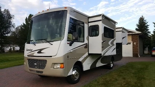2013 Winnebago Itasca 27N Class-A Motorhome For Sale