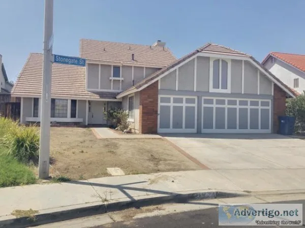 Palmdale Listing 4 bed 3 bath