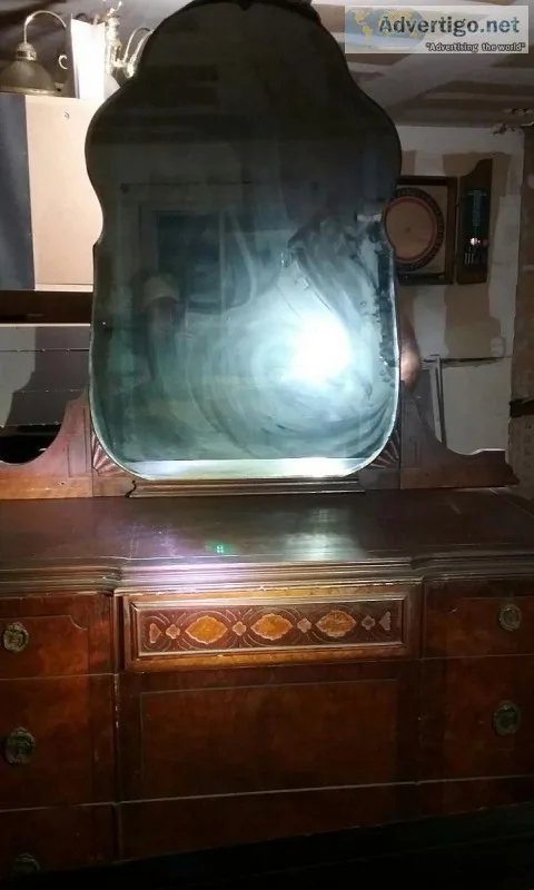 Dresser for sale with mirror local buyer only