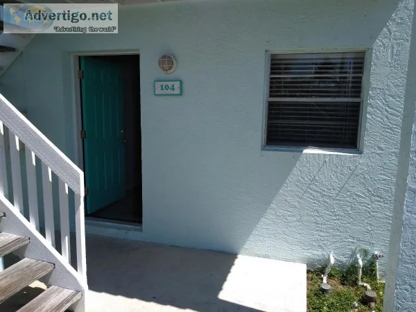 Beach Villa Apts.