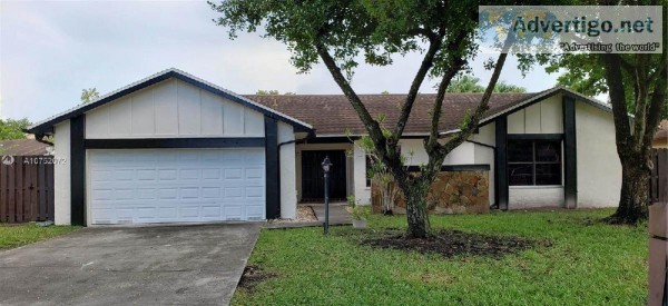 Miami 3bed2bath Single family home for Rent.