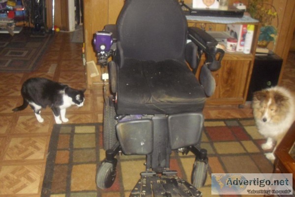 Quantum Edge Electric Wheelchair