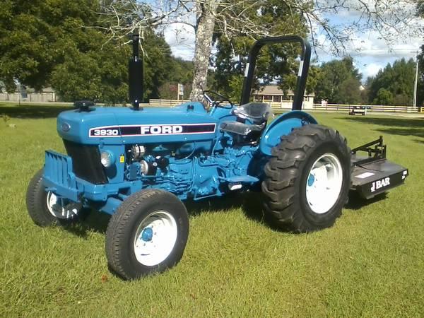 3930 Ford Tractor (1991)