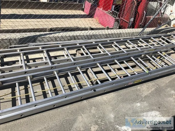 (2) 14  ALUMINUM HOOK LADDERS 24  ALUMINUM EXTENSION LADDER