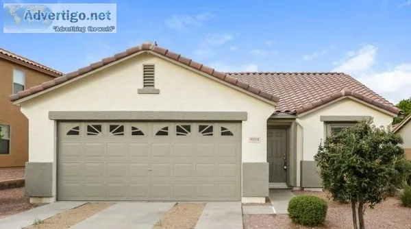Beautiful three-bedroom two-bathroom rental home near parks in P