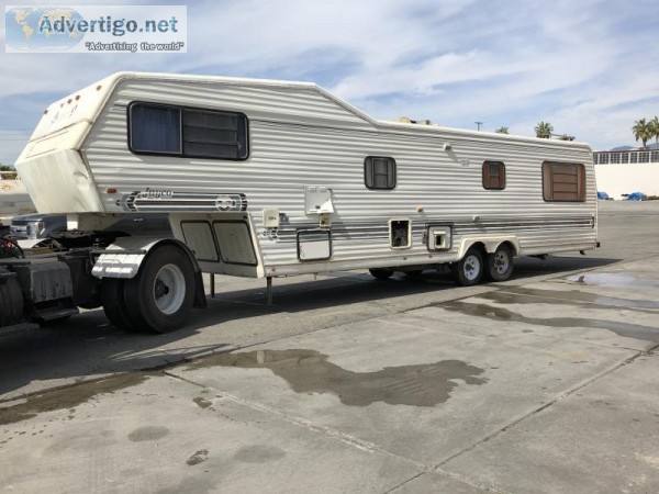 JAYCO 35 JAYCRANE 5TH WHEEL TRAVEL TRAILER