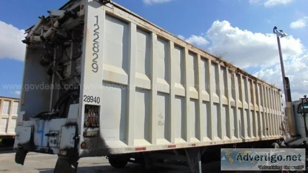 2009 STECO Refuse Trailer