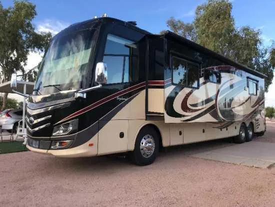 &quot2013 Monaco Diplomat&quot Bath and a Half In Mint Condition