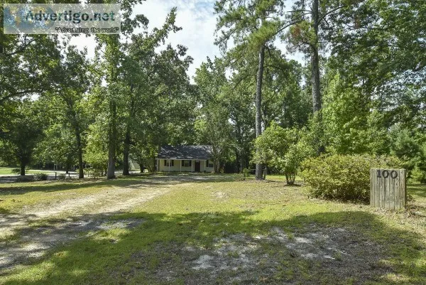 3 Bedroom 2 Bath on Large Piece of Land