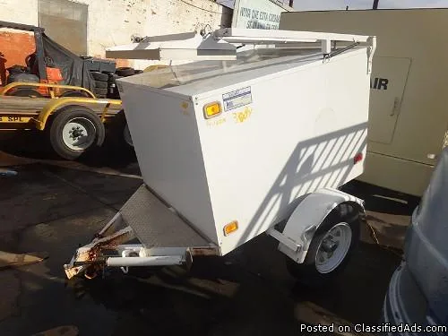 2001 KUSTOM RADAR TRAILER