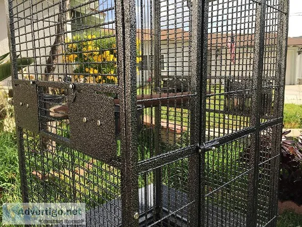 Large parrot cage