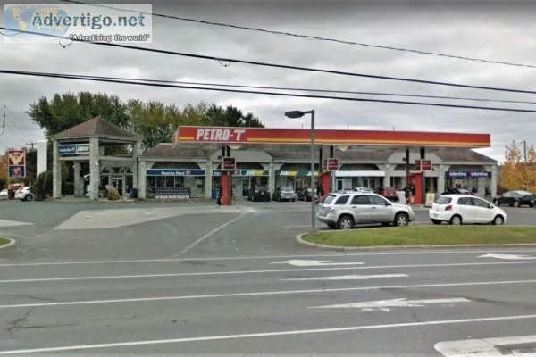 2160 sqft space adjacent to a gas station in Drummondville