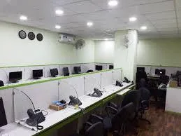Office set up space furn with amenity at prime location in Chenn