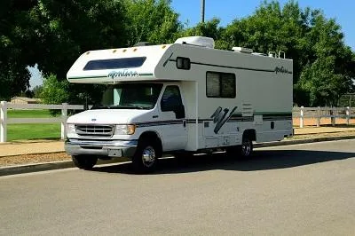 4 ft very low miles 97 Tioga montara with bunk beds
