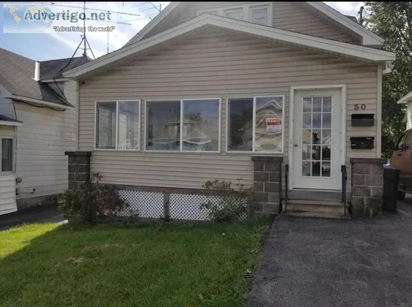 Charming spacious and conveniently located 1st floor unit in a 2