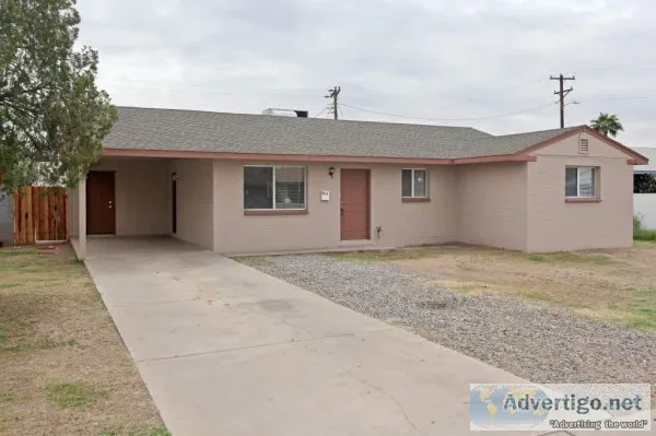 Welcome to 8023 W Earll Dr Phoenix AZ 85033