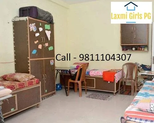 PG for Female near Metro Station in Laxmi Nagar