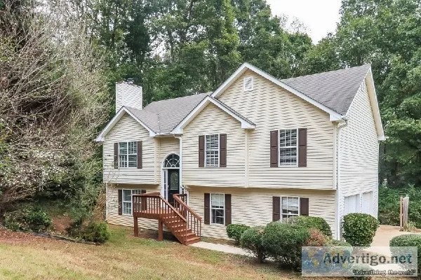 Welcome to 4220 Winterset Ln Gillsville GA