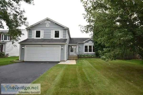 Welcome to 961 Woodbridge Dr Cary IL