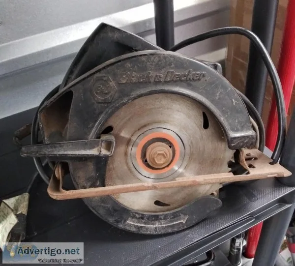 Black and Decker Circular Saw
