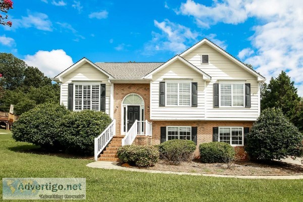 Welcome to 2485 Misty Hollow Ln Cumming GA 30040