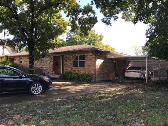 furnished 2bedrooms and 2baths