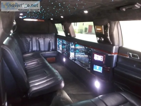2013 WHITE 120-INCH LINCOLN MKT LIMOUSINE FOR SALE 101831995 OR 