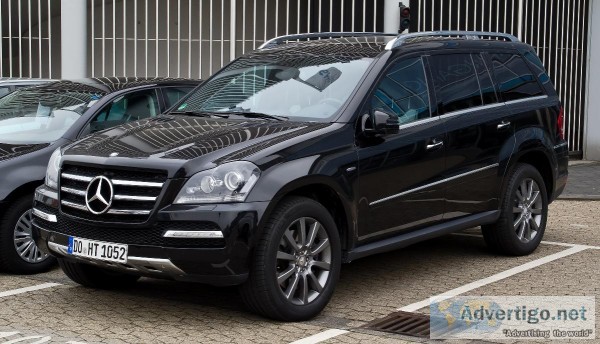 Limo Hire Melbourne by Professional Chauffeurs