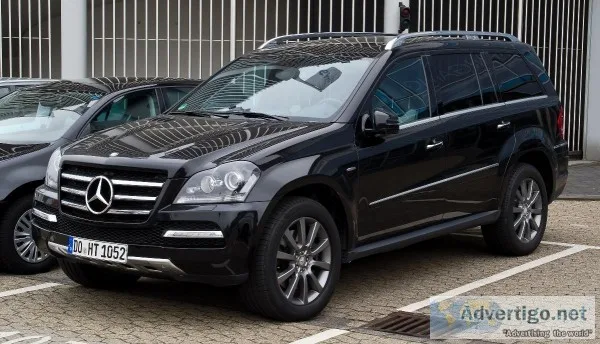 Limo Hire Melbourne by Professional Chauffeurs