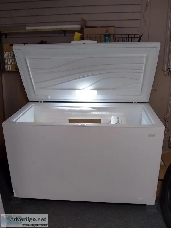 FREEZERS AND GLASS DRINK COOLER