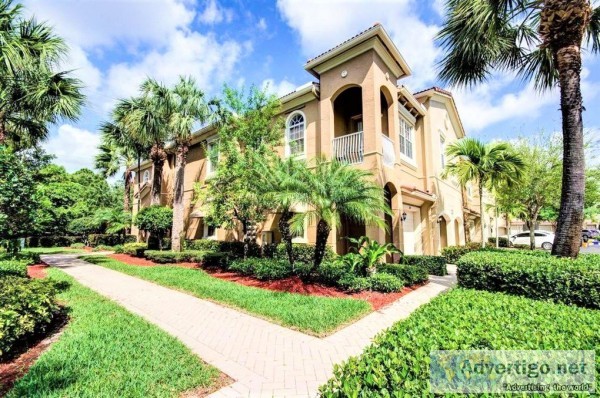 AWESOME PALM BEACH GARDENS CONDO