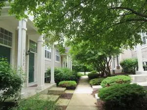 JUST LISTED   127900   TOWNHOME    3 BEDROOMS 
