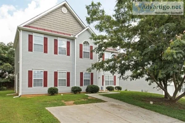Welcome to 4516 Swan Trce Atlanta GA 30349