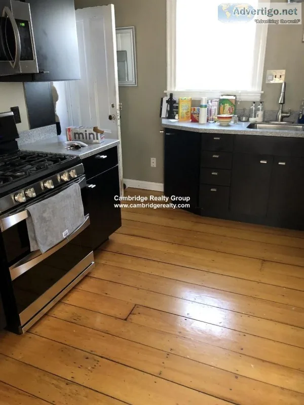 Hammond St 3BED apt for rent