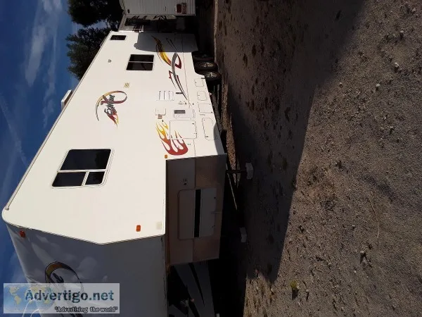 2005 toy hauler by extreme