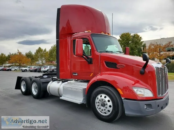 2015 PETERBILT 579 DAY CAB 10 SPEED MX13 430HP LOW MILES